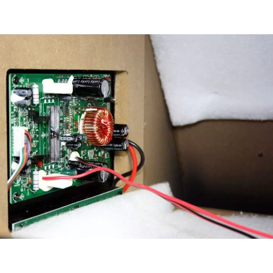 Excursion PXA-SP8 aktywny subwoofer samochodowy z głośnikiem 20cm/8cali - 200/600W, obudowa bass-reflex z MDF, Auto On/Off, wej. High/Low, regulator b